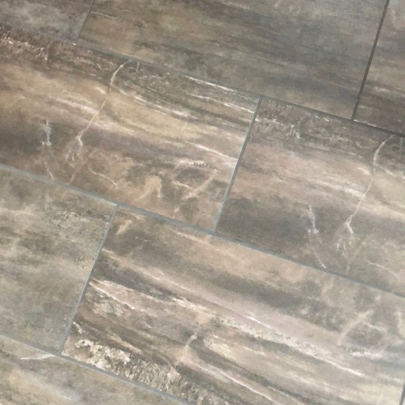 Meet your Posher, Sara - Picture 1 of 1